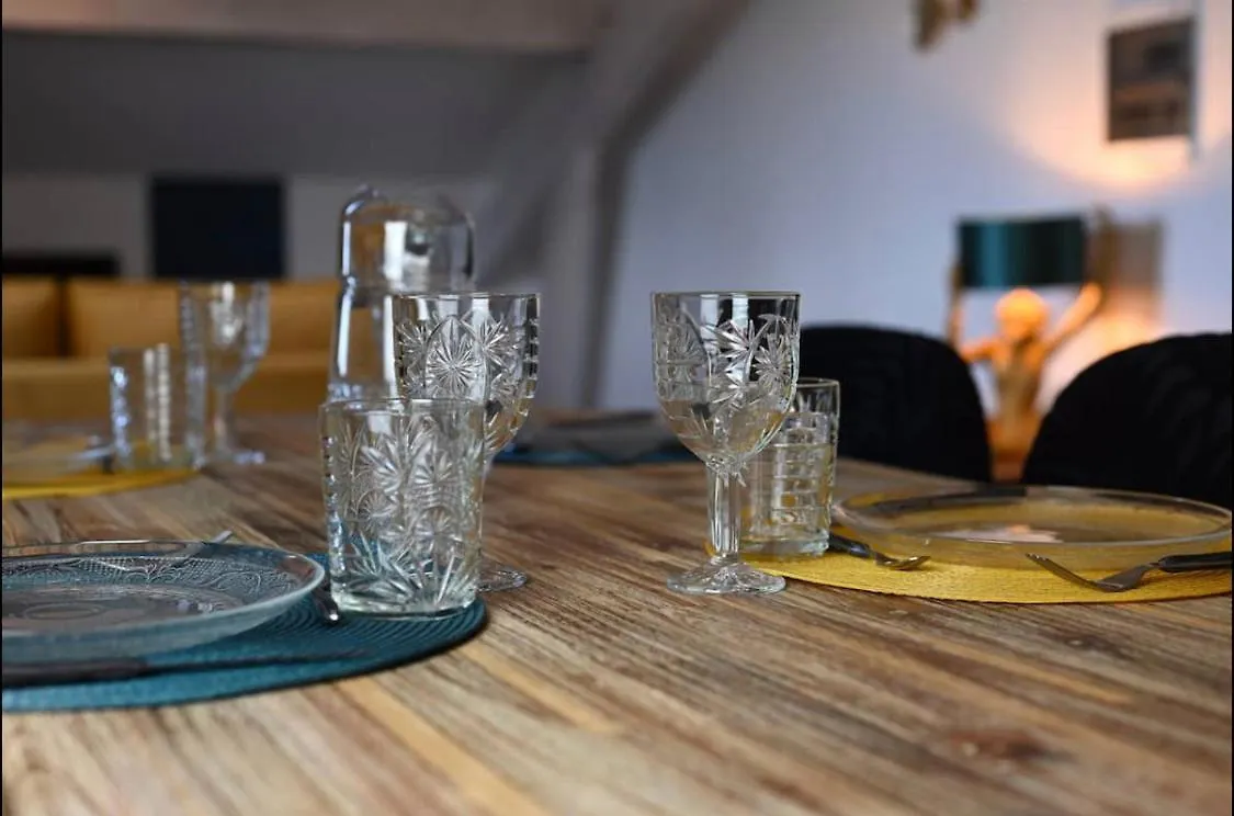Le Spacieux Cosy - 4 Personnes - Geneve Cranves-Sales